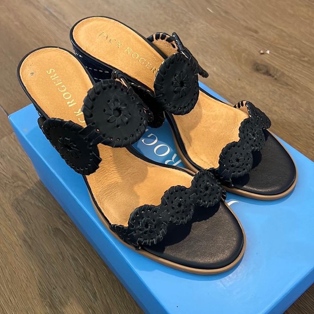 JACK ROGERS NAVY LAUREN MID HEEL